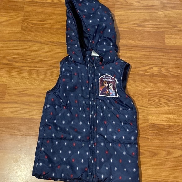 Frozen II Puffer Style Hooded Vest size 7/8 (CK) - Picture 2 of 4